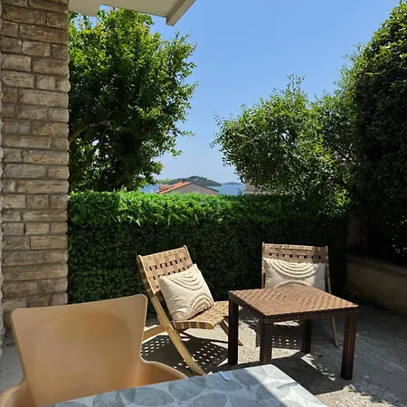 Private With A Garden And A Terrace * Tisno